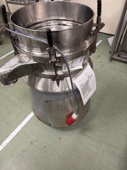 Russell Finex Sieve Pic 03
